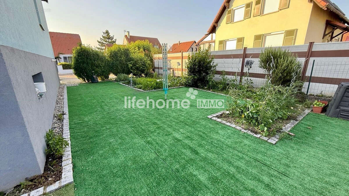 Maison à SERMERSHEIM