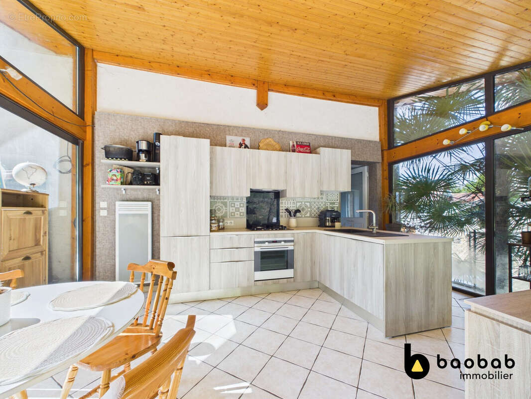 Maison 77 m² à Voissant  - photo 9