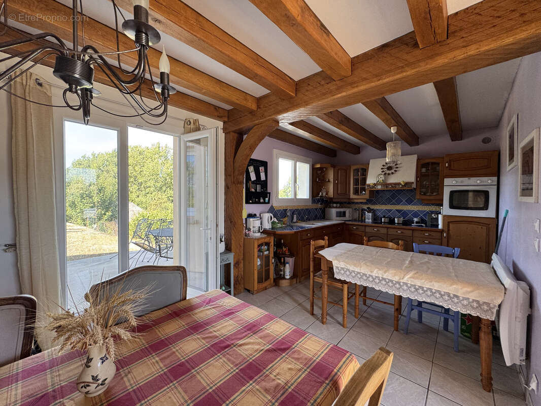 Maison à BLANGY-TRONVILLE