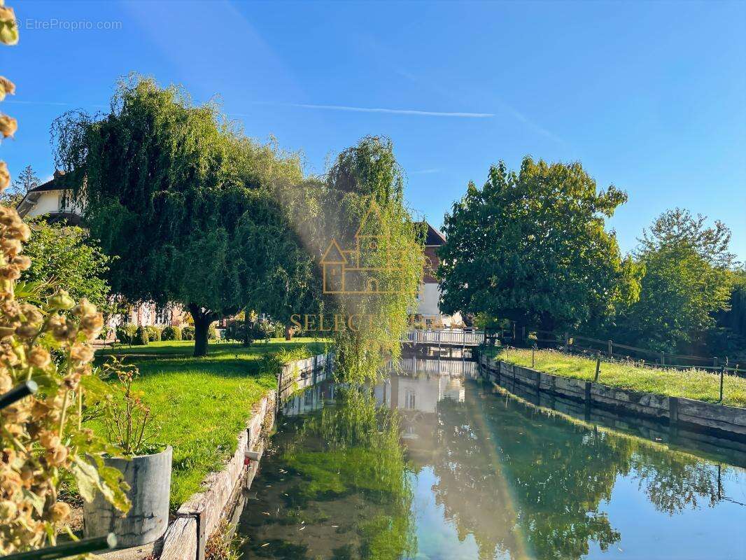 Authentique moulin de caractère de 550m² avec ses dépendances à 100km de Paris - photo 22