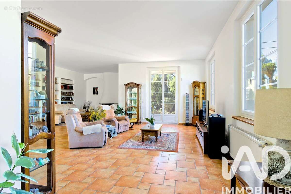 Photo 8 - Maison à ROQUEFORT-LES-PINS