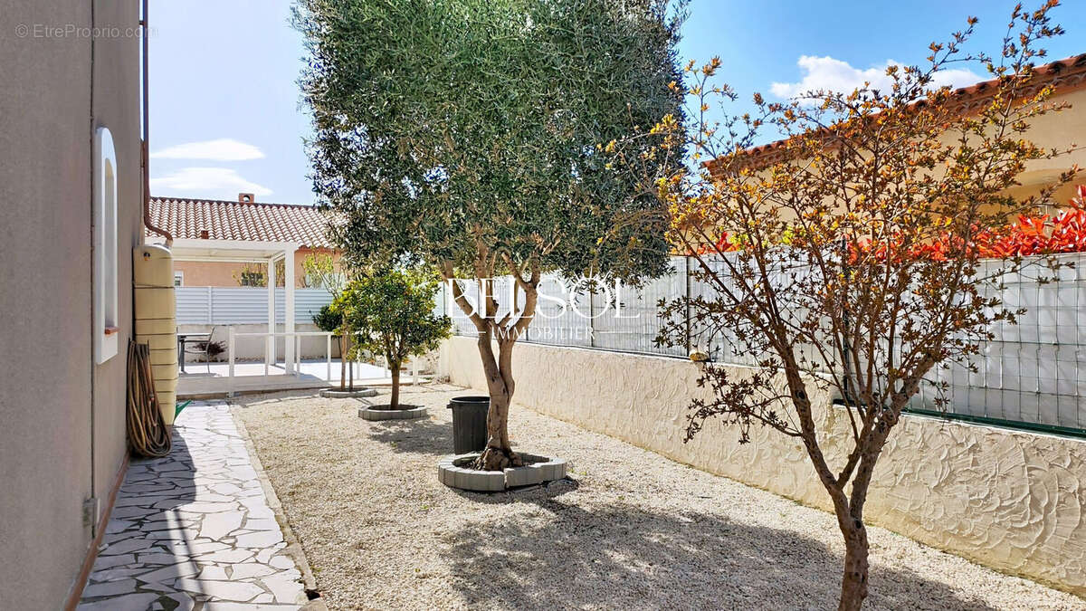 Maison 5 pièces 146 m² à vendre à Le Boulou (66160) - photo 3