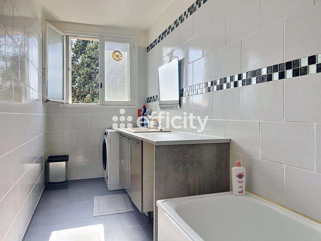 Appartement à JOUE-LES-TOURS