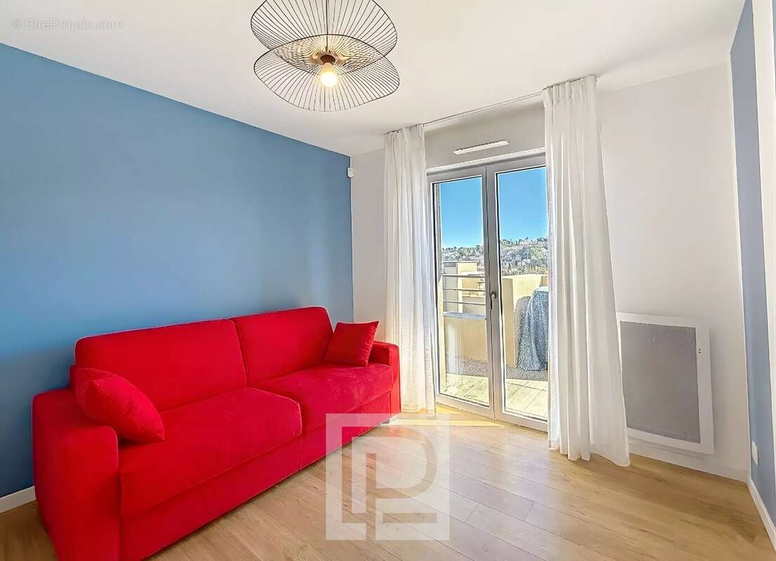 Appartement à MOUGINS