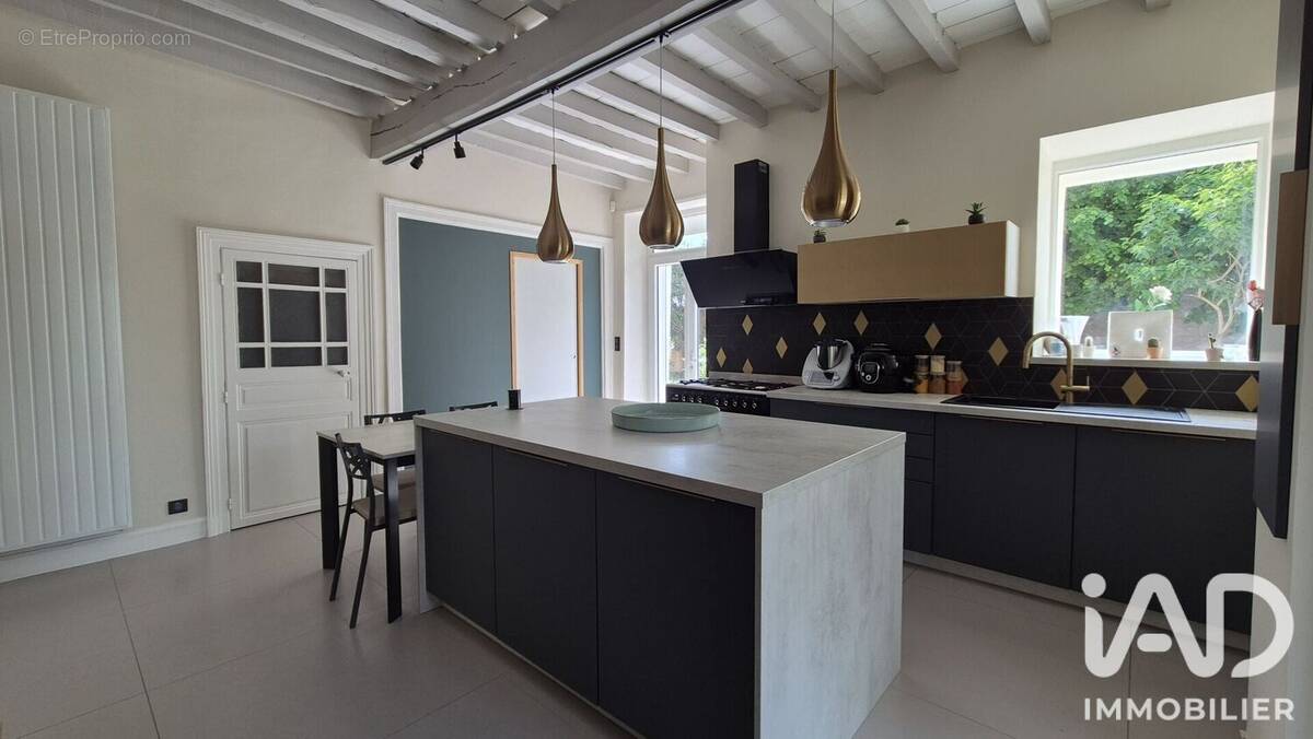 Photo 1 - Maison à BUCHERES