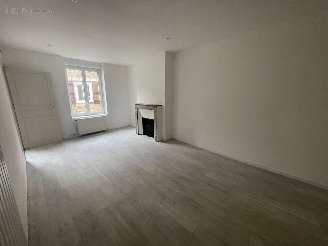 Appartement à MONTMIRAIL