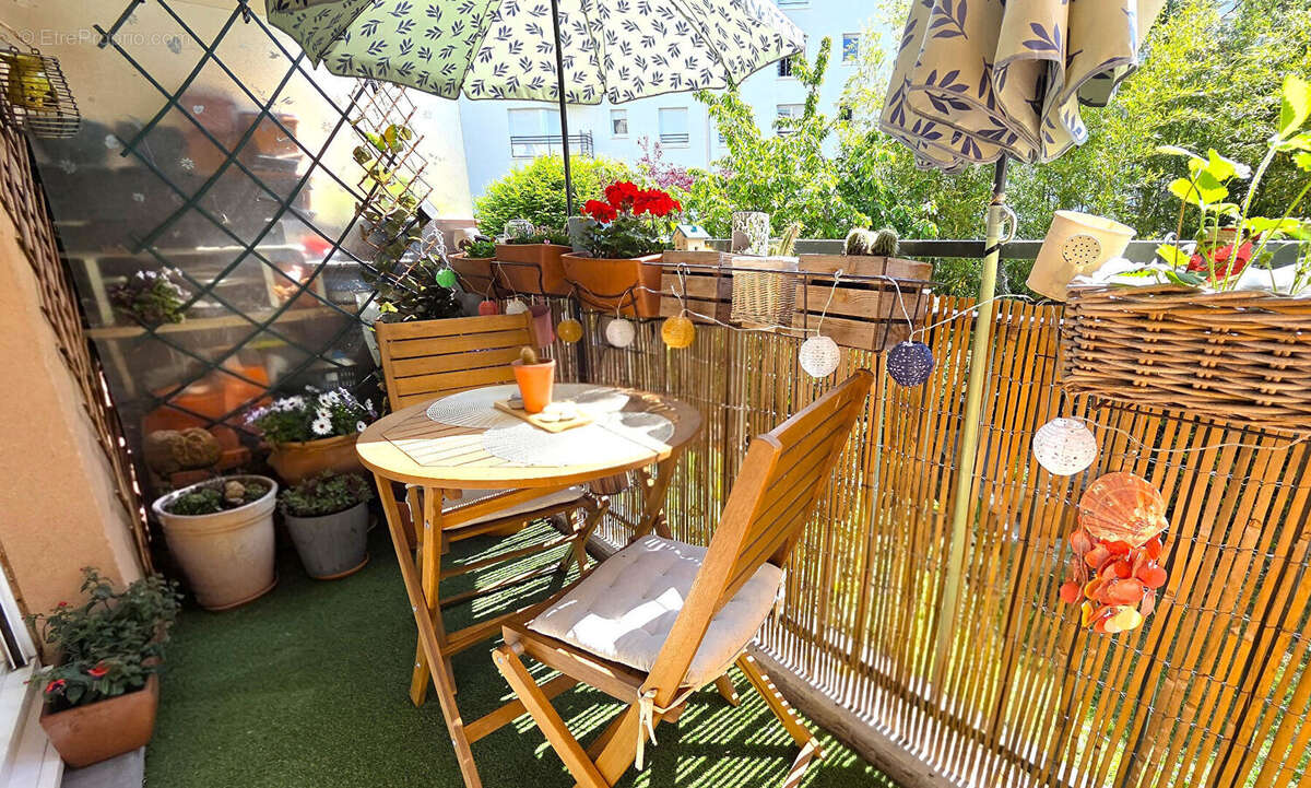 Appartement à HOUILLES