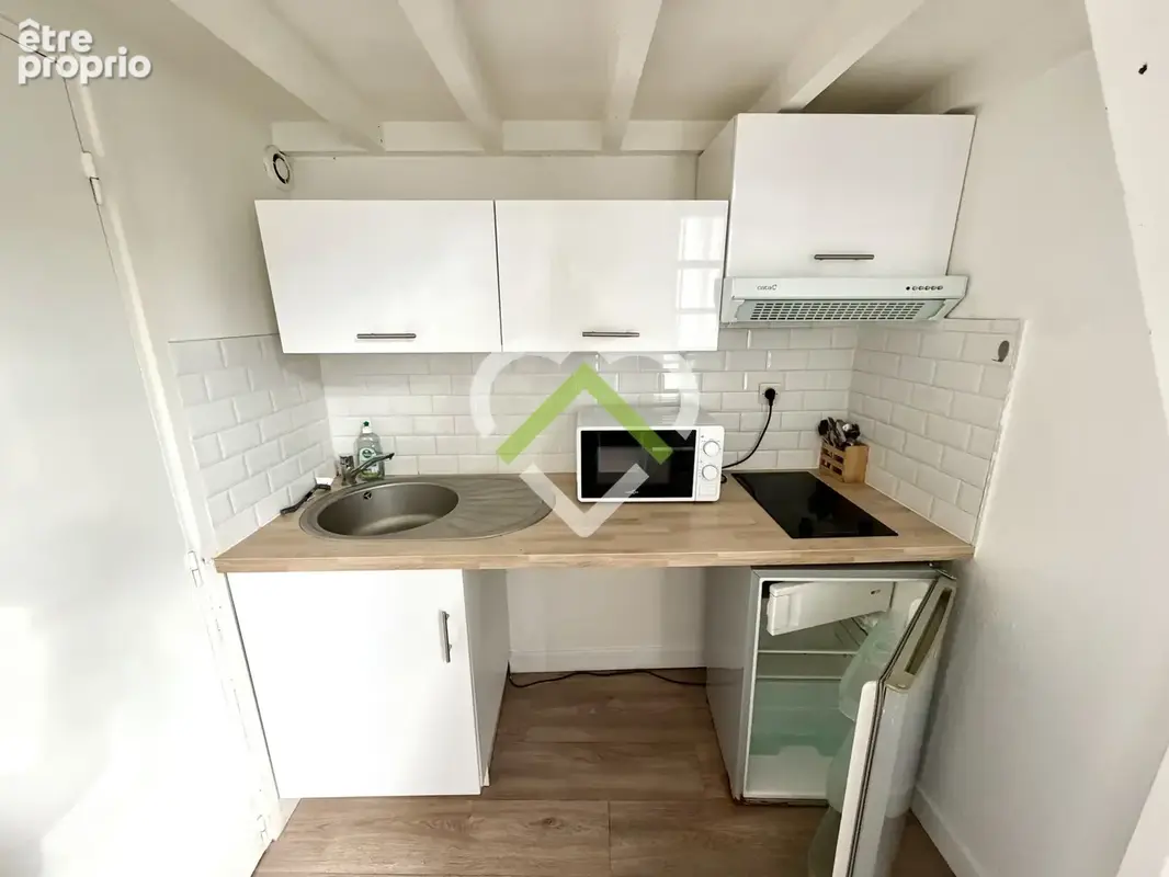 Studio avec mezzanine   Emplacement idéal au cœur de Lille   Vendu loué - photo 4
