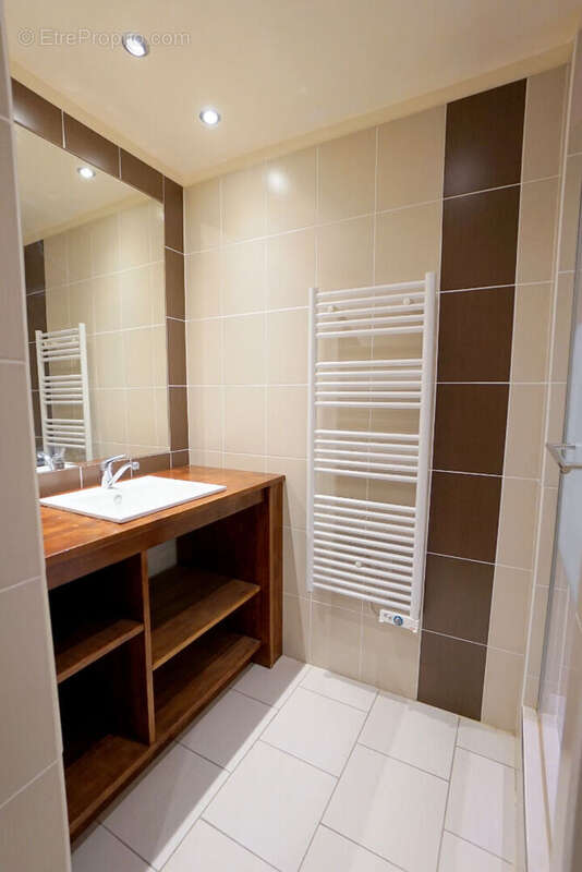 Maison à MEZIERES-SUR-SEINE