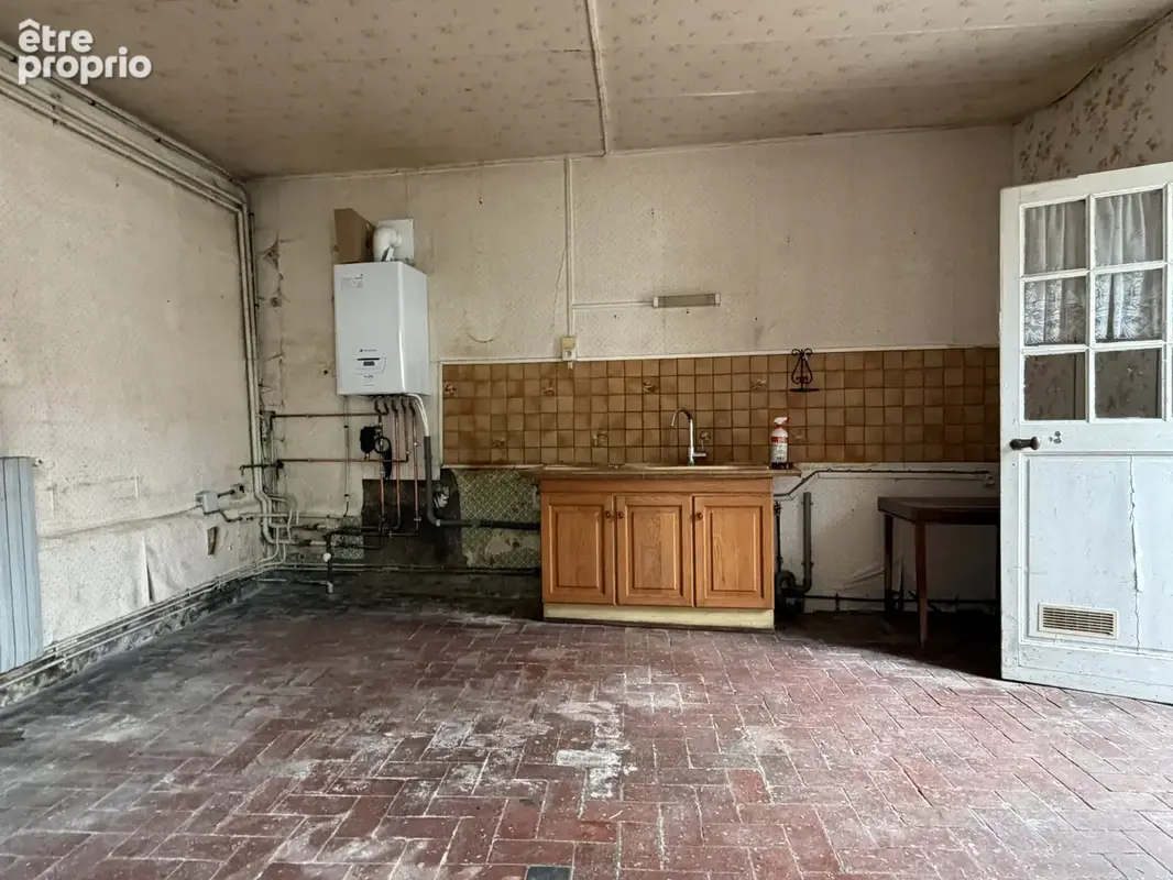 Maison en pierre de 160 m2 avec terrain clos et arboré   Villers-Saint-Sépulcre - photo 12