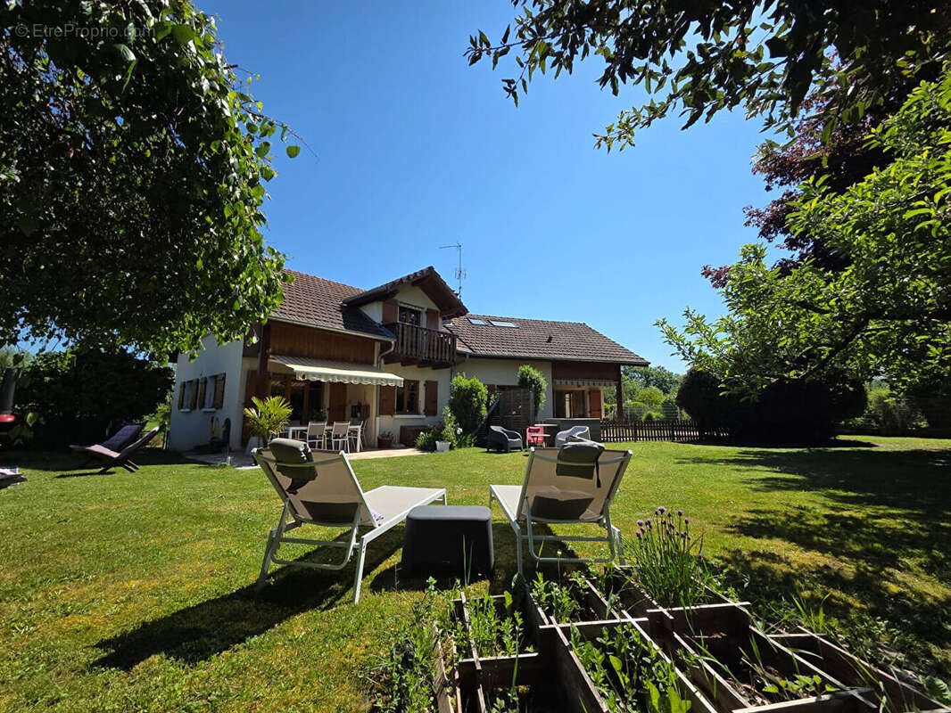 Maison à VIRY