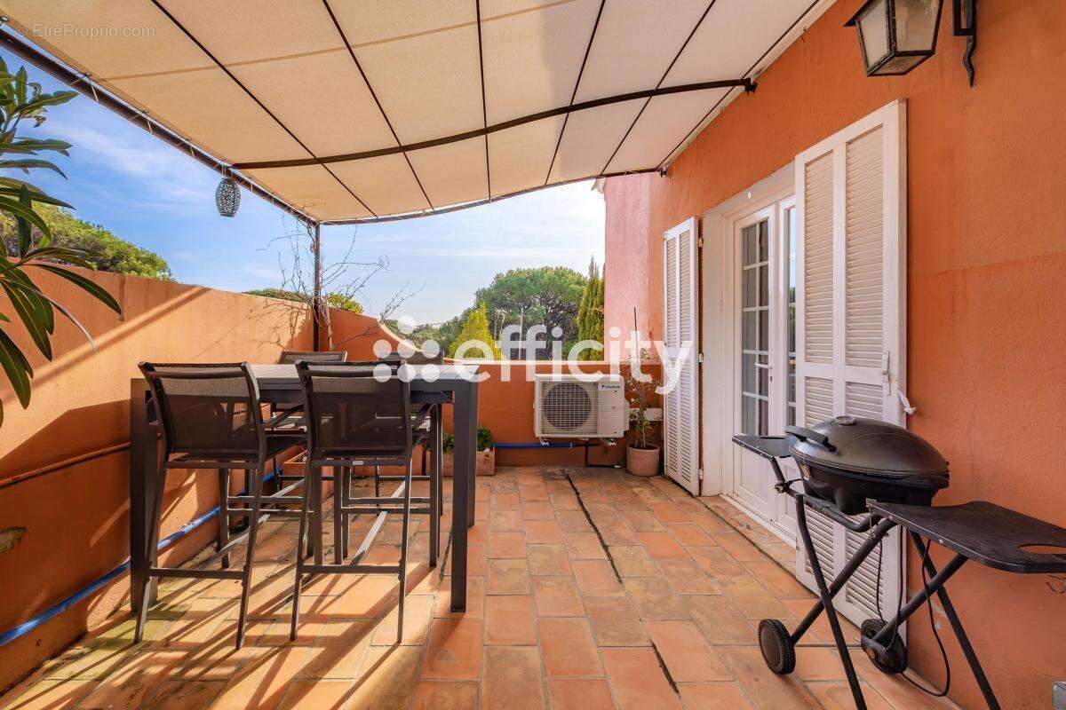 Appartement à RAMATUELLE