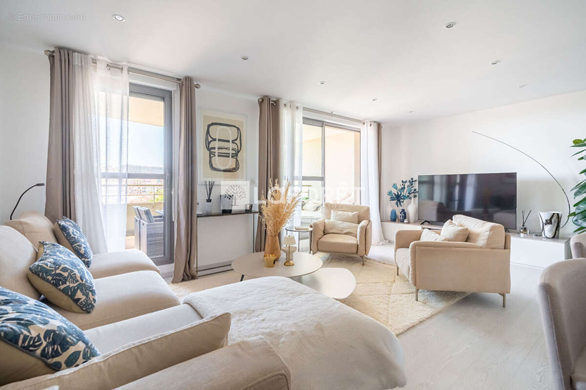 Appartement à MARSEILLE-8E