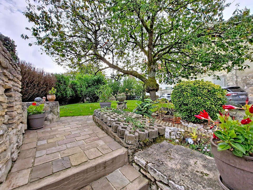 Maison à MAGNY-EN-VEXIN