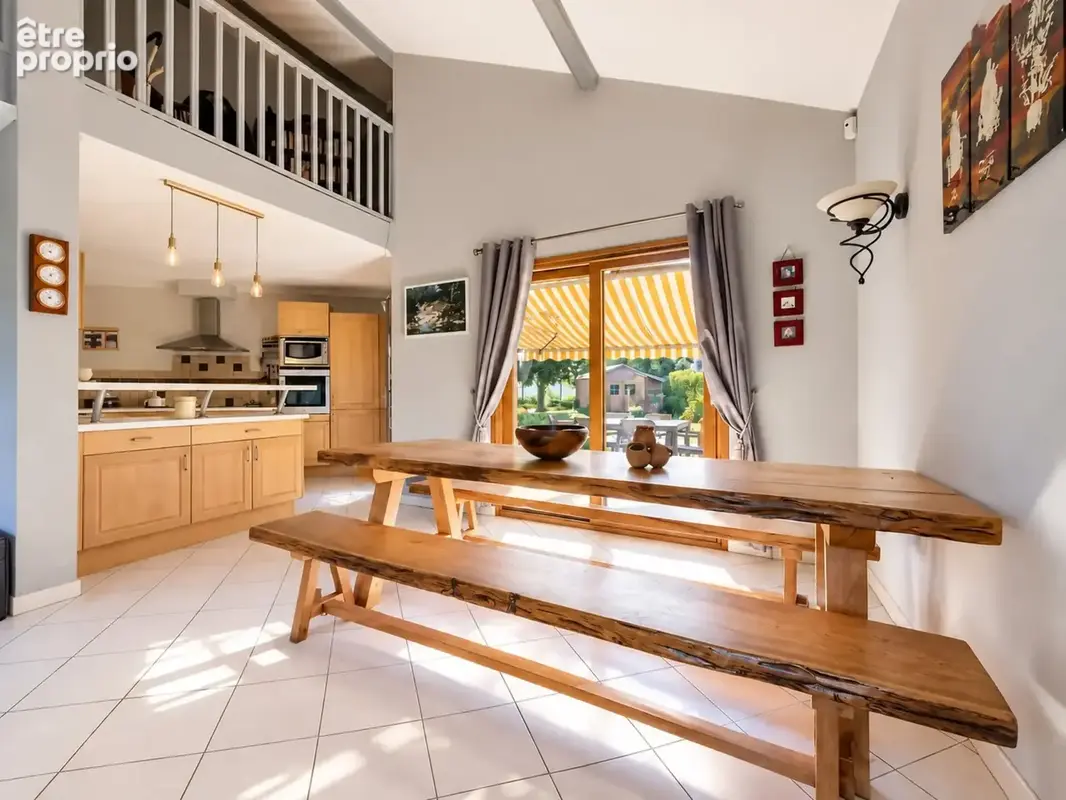 Contamine-sur-Arve (74) – Maison familiale de 159 m² avec jardin de 1 100 m² - photo 8