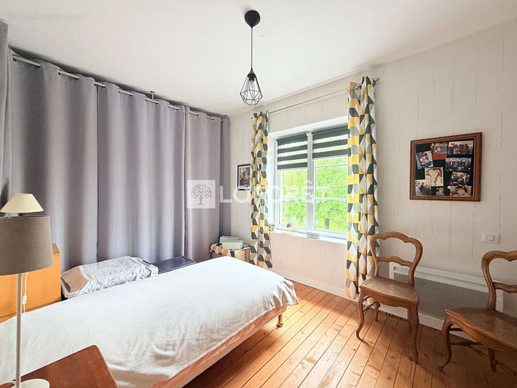 Maison à SOMMEPY-TAHURE