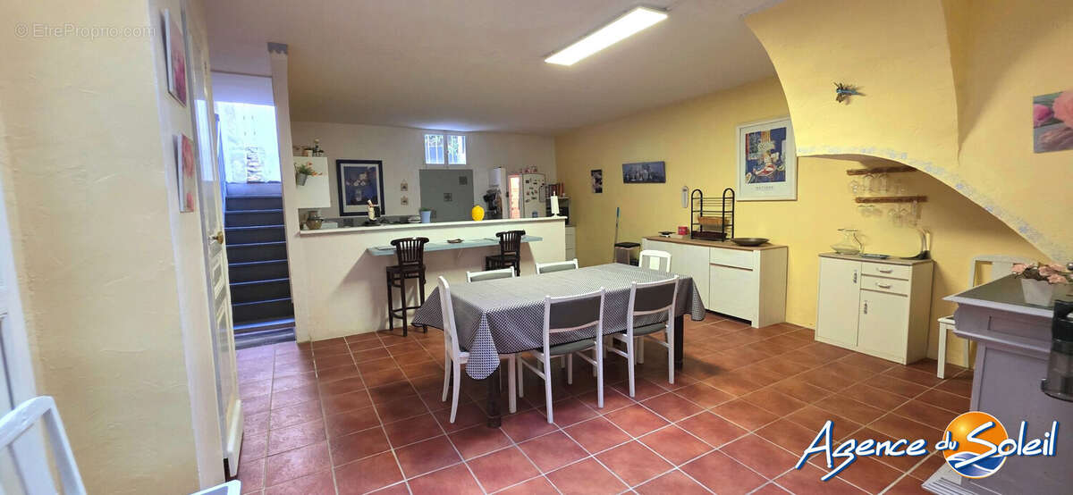 Maison à LATOUR-DE-FRANCE