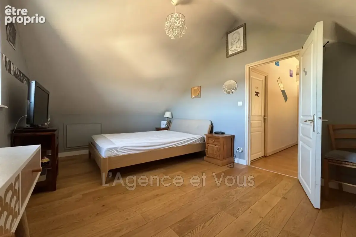 Appartement 4 pièces 86 m² à vendre à Saint-Pere (35430) - photo 6