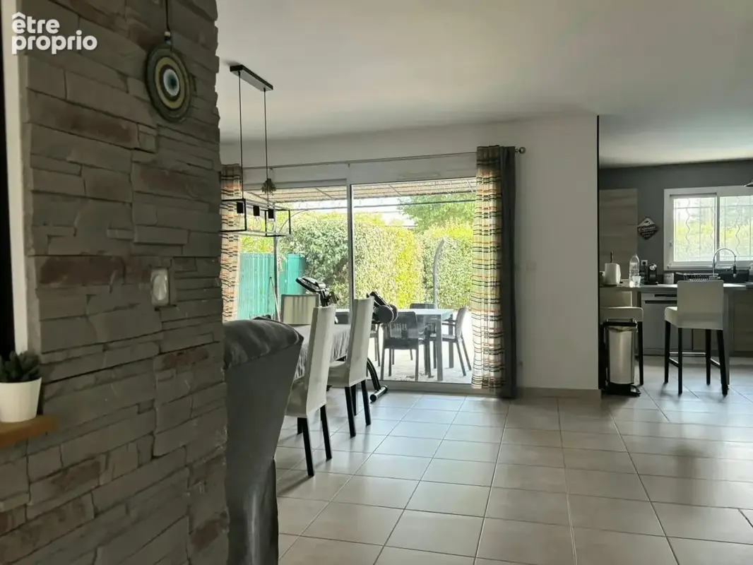 Maison 4 pièces 100 m² à vendre à Vic-Le-Fesq (30260) - photo 7