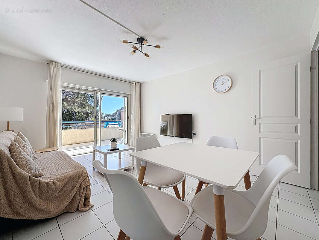 Appartement à SAINT-RAPHAEL