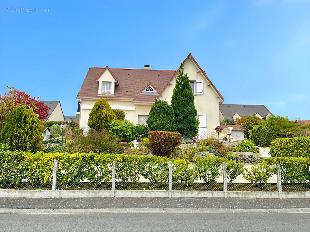 Maison à FONTENAY-LE-MARMION