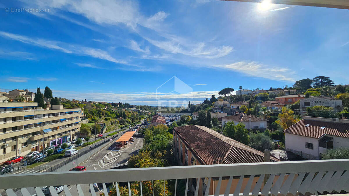 Appartement à VENCE