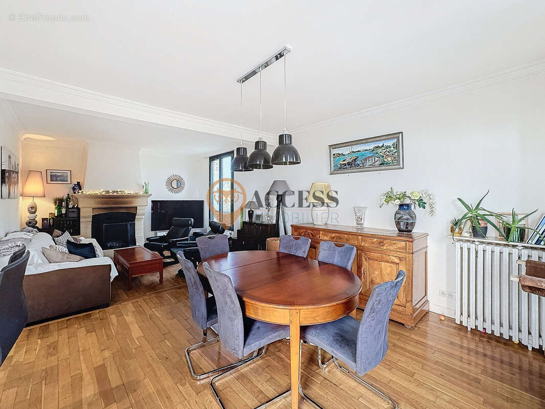 Maison à MONTLIGNON