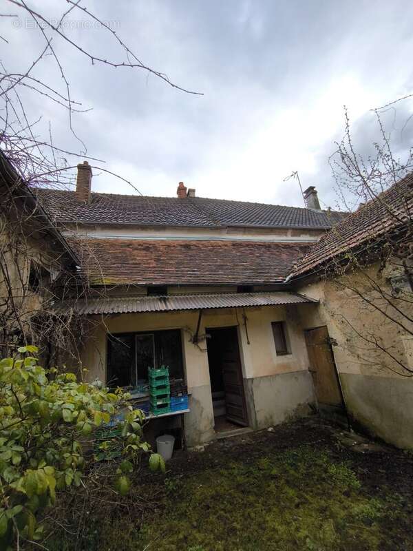 Maison à BEZU-SAINT-GERMAIN