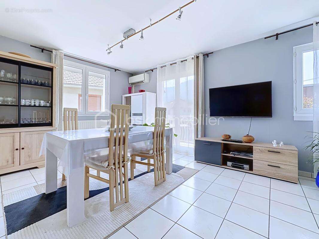 Maison individuelle avec fort potentiel – Terrain de 450 m² – Échirolles - photo 6