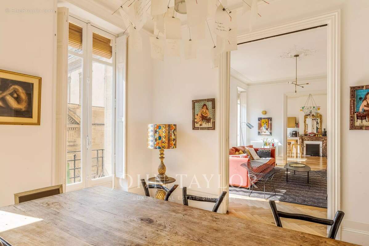 Appartement à BORDEAUX