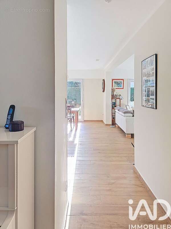 Photo 2 - Maison à LA ROCHE-SUR-FORON