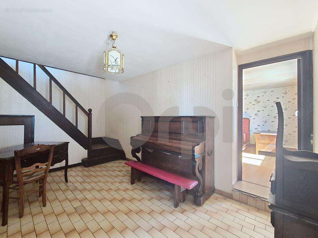 Maison avec vue campagne, garage et atelier indépendant sur les hauteurs de Terrasson - photo 8
