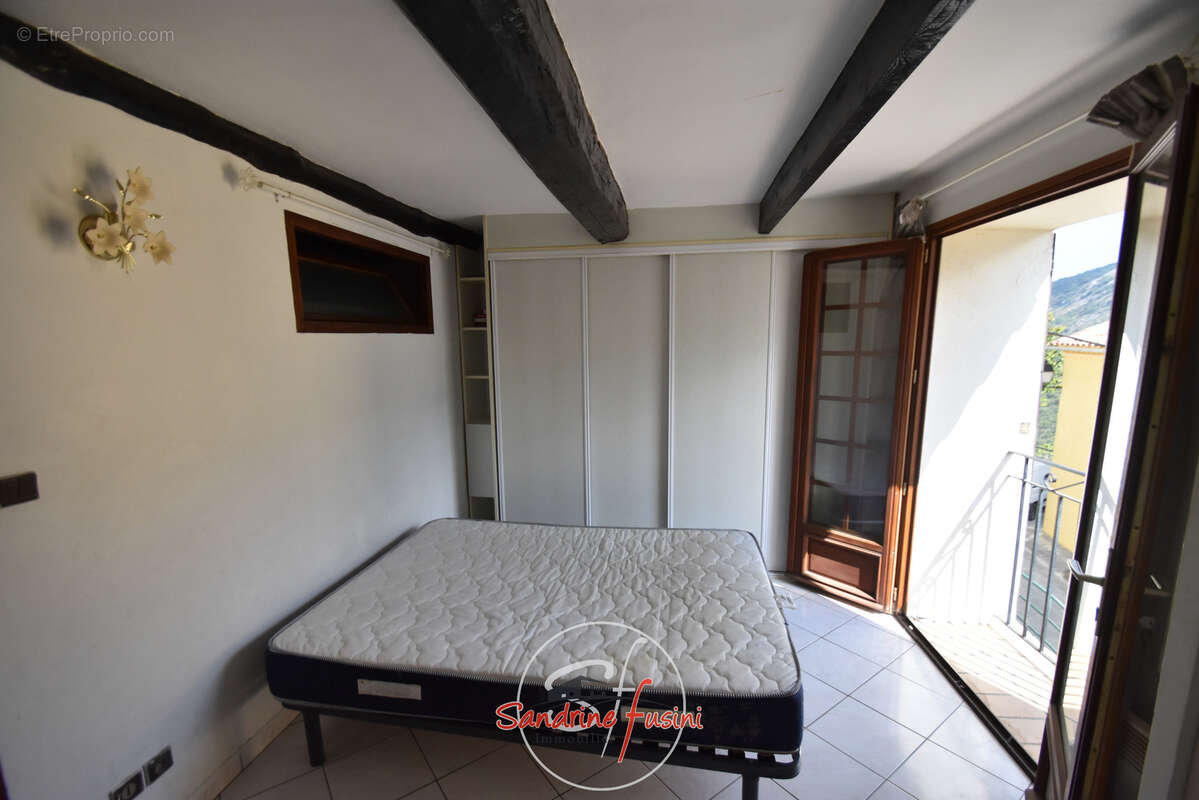 Appartement à LES FERRES