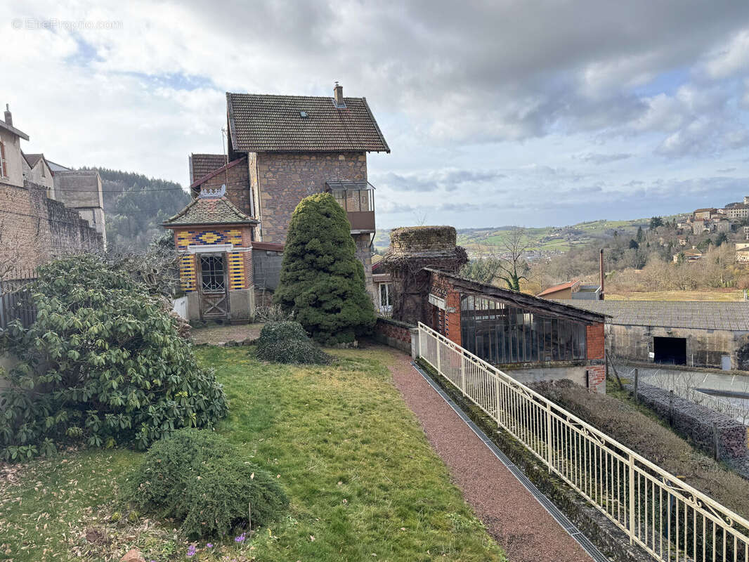 Photo 2 - Maison à AMPLEPUIS