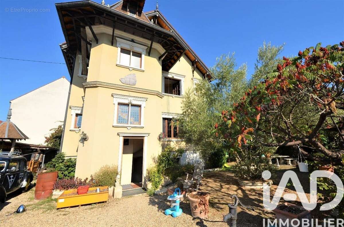 Photo 6 - Maison à HOUILLES