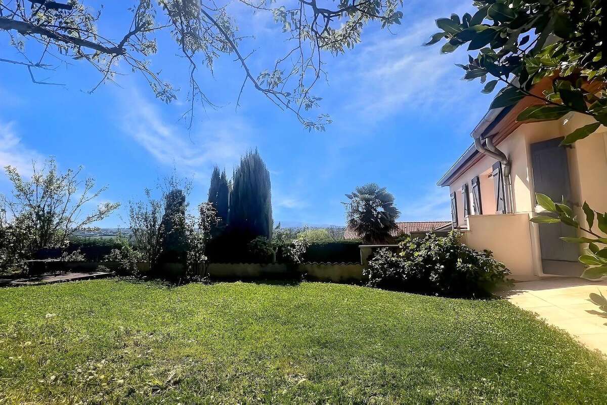 Maison 135 m² à La Tour-De-Salvagny  - photo 5