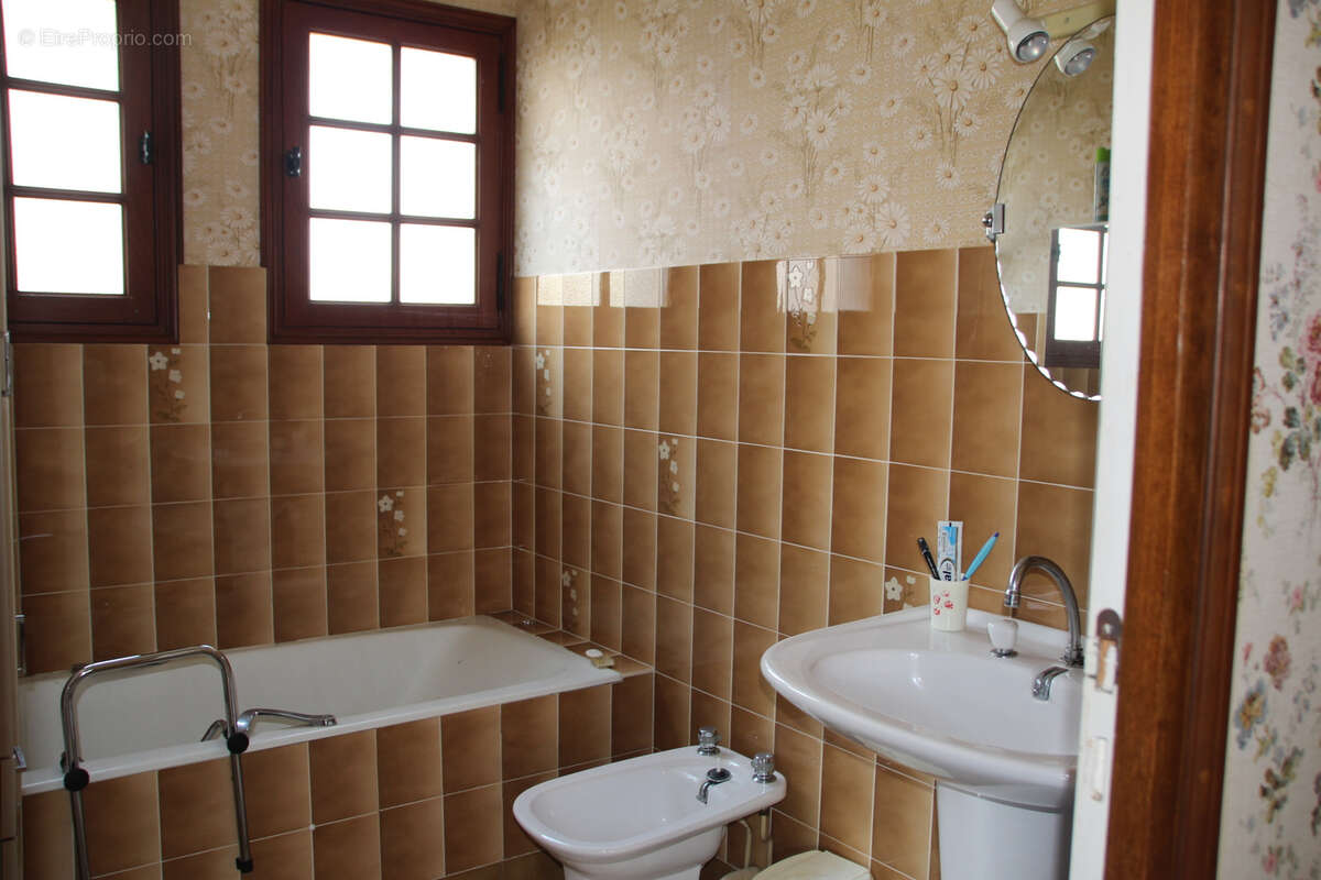 Maison à SAINT-GEORGES-DE-DIDONNE