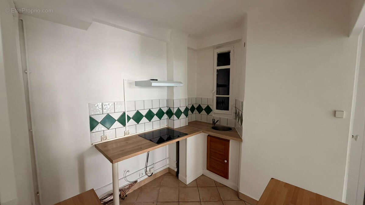 Appartement à MARSEILLE-5E