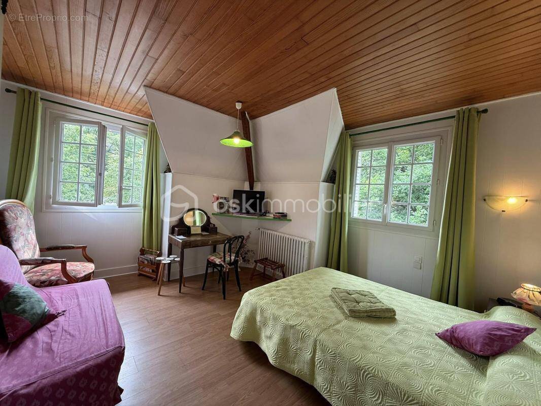 Appartement à MAGNY-LE-DESERT