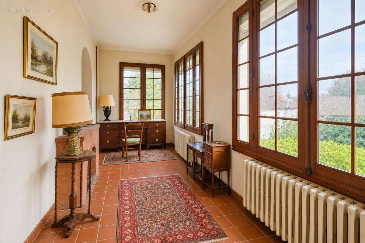 Élégante Maison de Maître du XIXème à Saint-Laurent-des-Hommes - photo 4