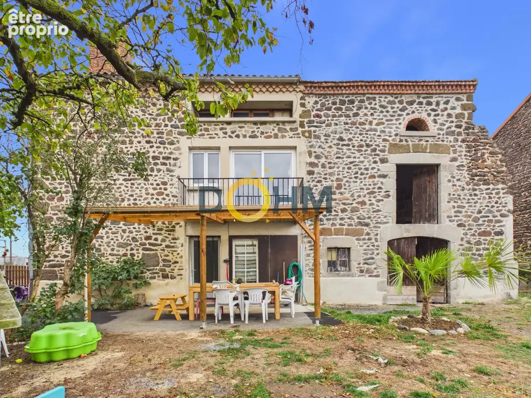 Maison à MAZEYRAT-D'ALLIER