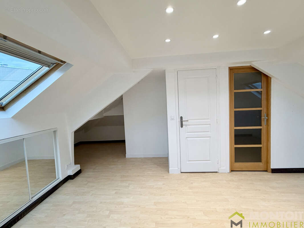 Maison à LIMEIL-BREVANNES