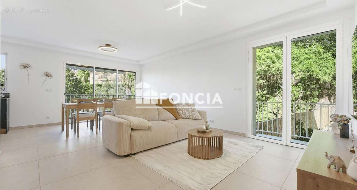 COUP DE COEUR! CANNES CALIFORNIE — Appartement 4P 107m² + 200m² de jardin   Exception sur le marché  - photo 5