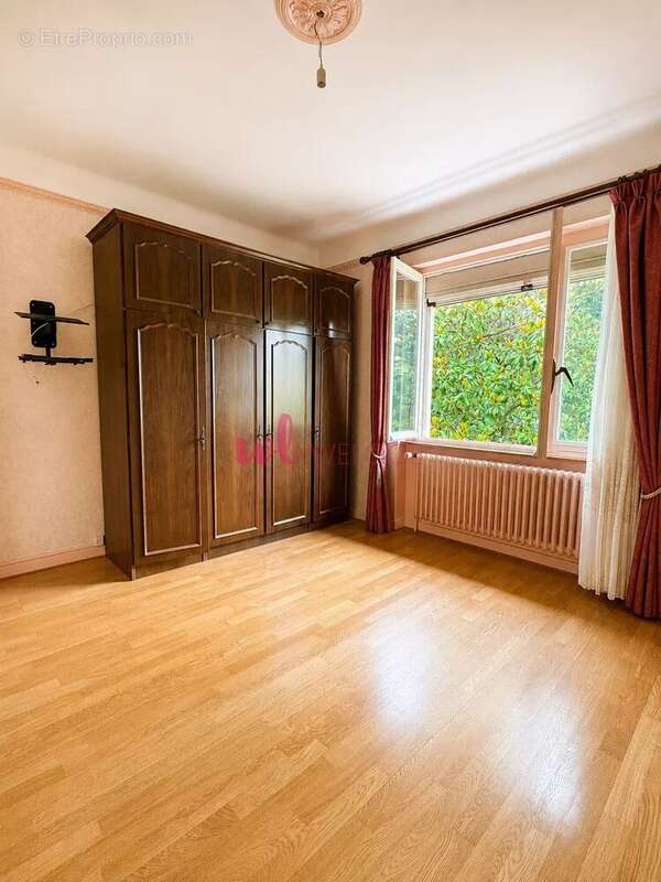 Maison à MILLERY