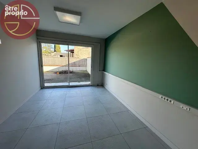 Local commercial - photo 3