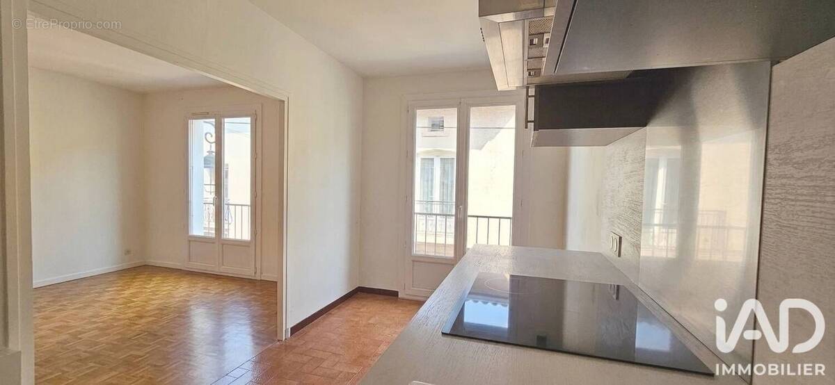 Photo 1 - Appartement à SAINT-JUST-SAINT-RAMBERT
