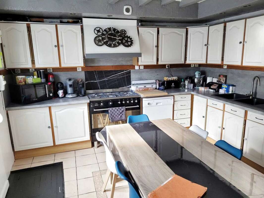 Maison à SAINT-SAUVEUR