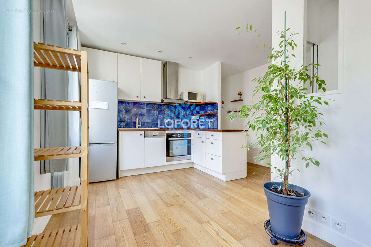 Appartement à PARIS-20E