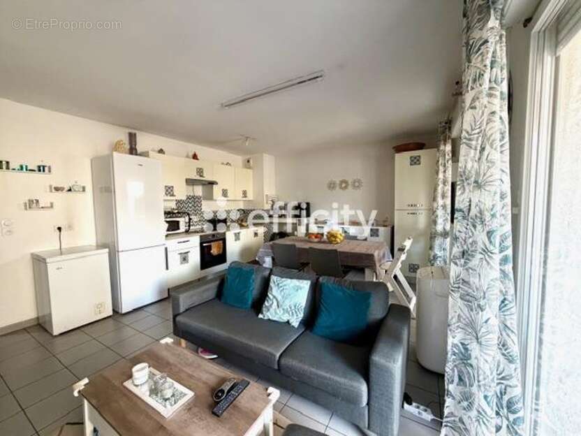 Appartement à MARSEILLE-3E