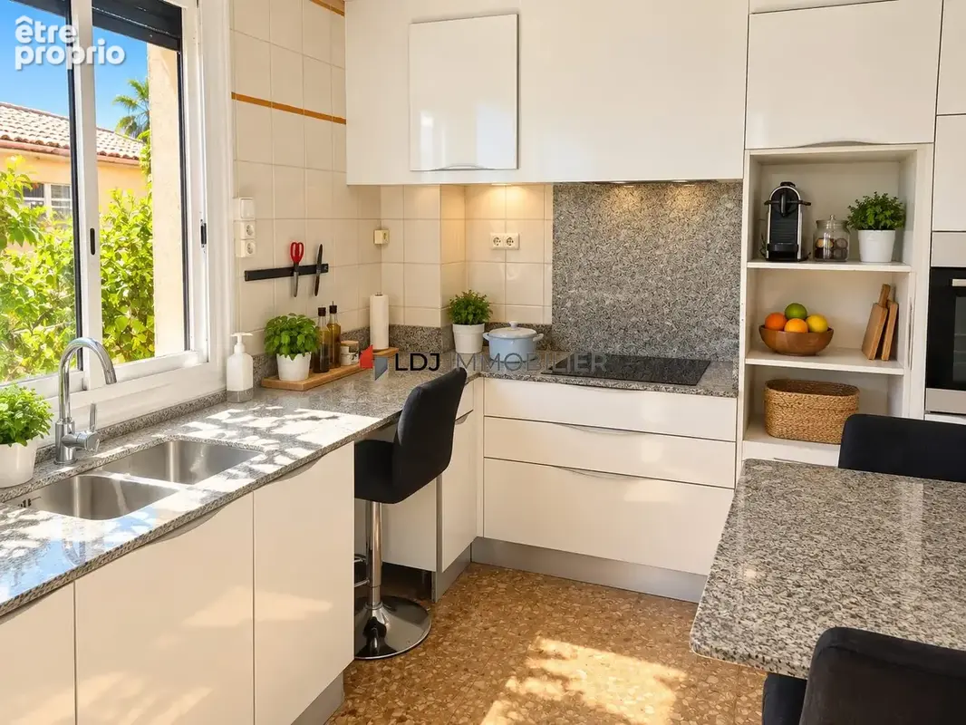 Maison 5 pièces 160 m² à vendre à Saleilles (66280) - photo 8
